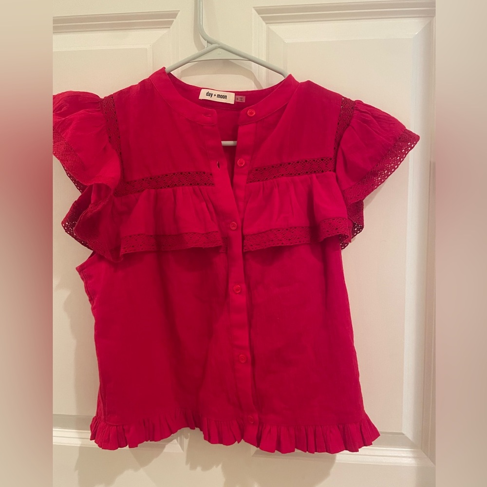Day and Moon red button down top with lacy shoulders. NWOT Size small